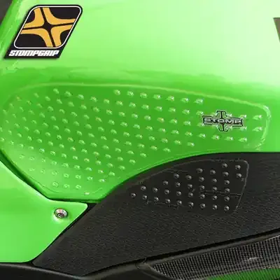 Stompgrip Kawasaki ZX6R 600 03-04 Traction Pad Tank Kit
