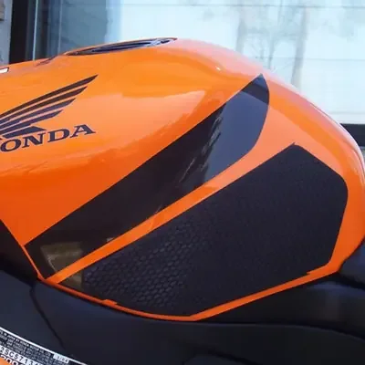 TechSpec Honda CBR1000RR Repsol Edition 03-07 Tank Grip